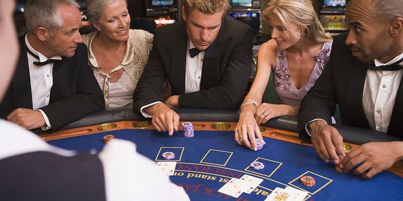 Có chế độ demo chơi thử cho người chơi